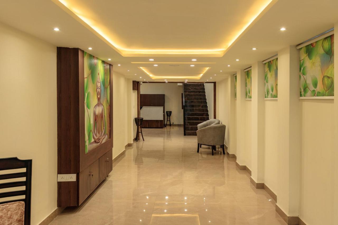 De Manora Homes - Unpretentious Hotel With A Garden , Posh Area Ranjit Avenue Amritsar Exterior photo